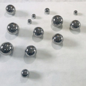 44.39 मिमी 1.747638 "ठोस स्टील बॉल्स E52100 100Cr6 G40 उच्च परिशुद्धता